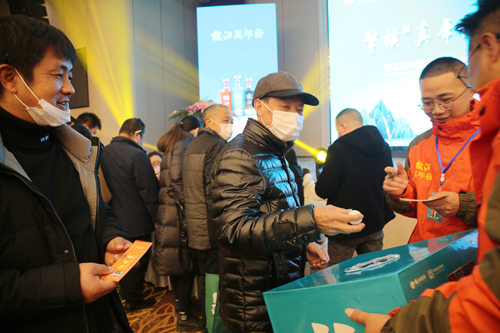 1 384_副本_副本.jpg