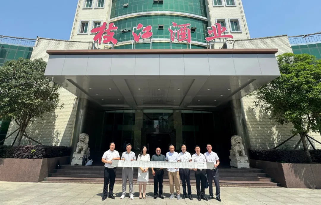 640 (1).webp.png 640 (1).webp.png