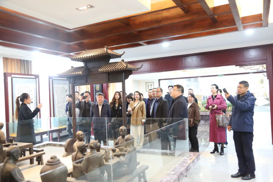 640.webp.png 640.webp.png